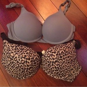2 Victoria’s Secret bras!